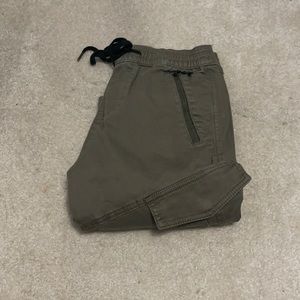 olive green cargo pants hollister size XS